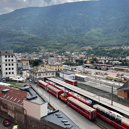 Dreamers Apartment Tirano Exterior photo