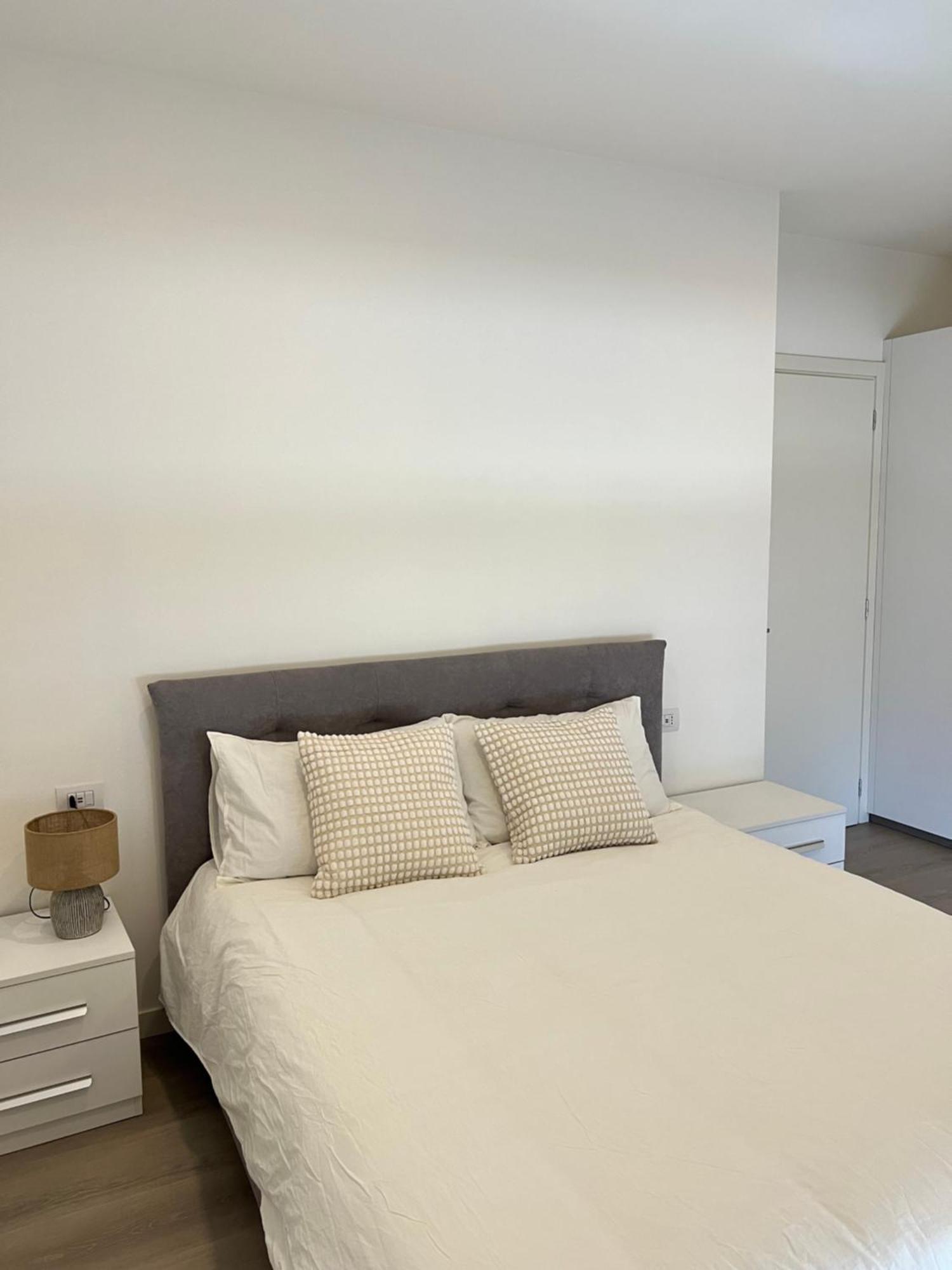 Dreamers Apartment Tirano Exterior photo