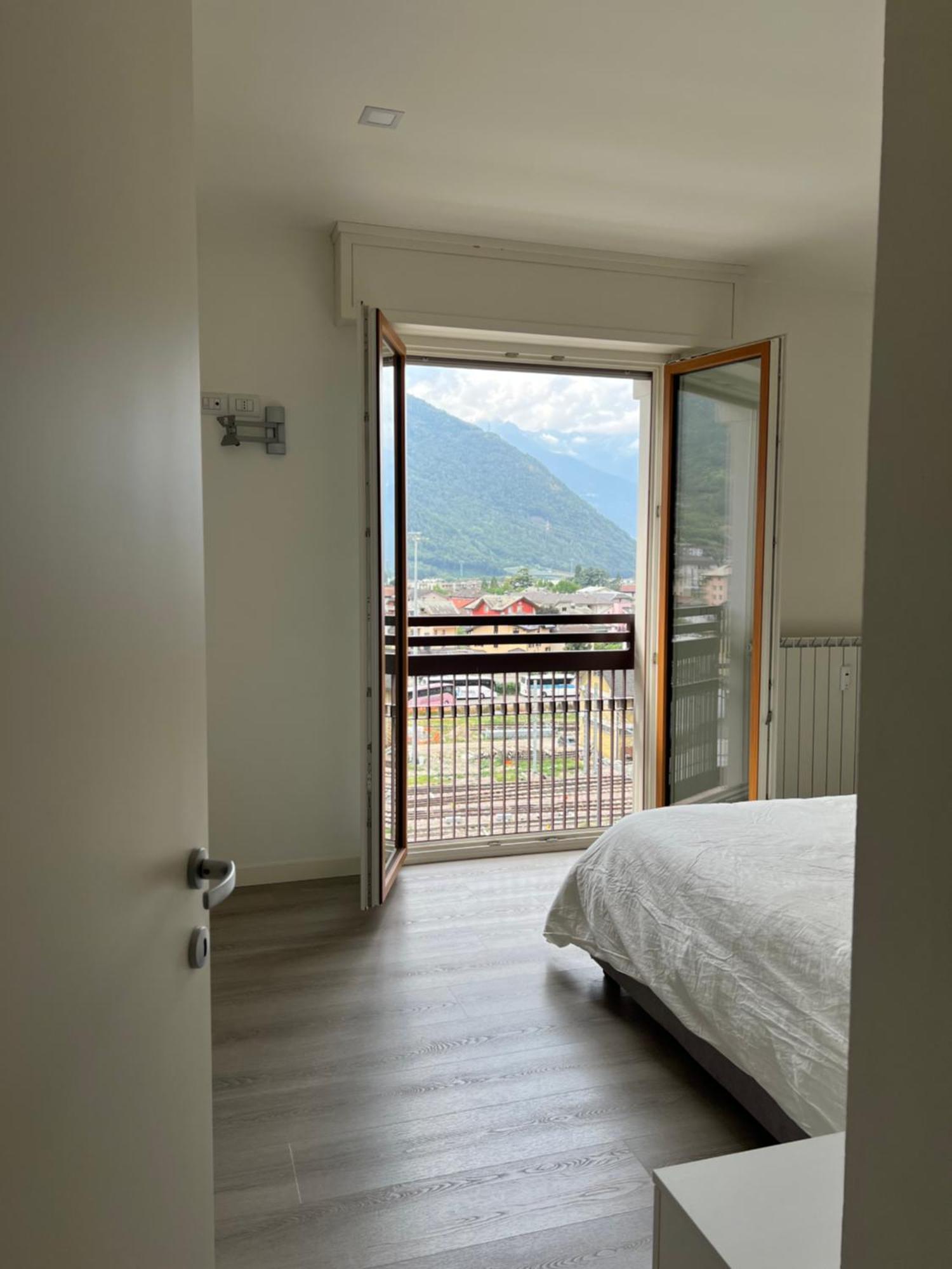 Dreamers Apartment Tirano Exterior photo